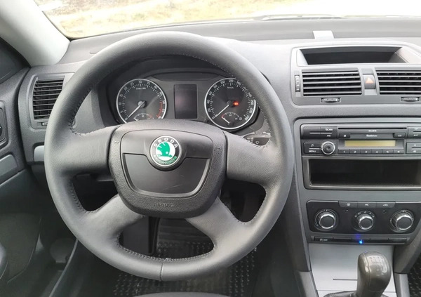 Skoda Octavia cena 24990 przebieg: 179000, rok produkcji 2011 z Kutno małe 466